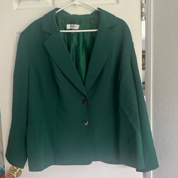 Jones Studio Dark Green Blazer - Picture 1 of 9